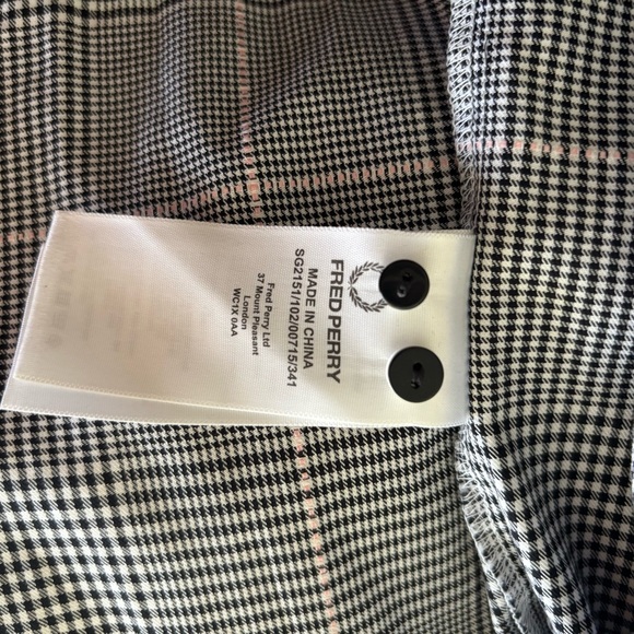 Fred Perry Amy Winehouse Black and White Plaid Shirt with Red Heart Accents - Picture 5 of 6